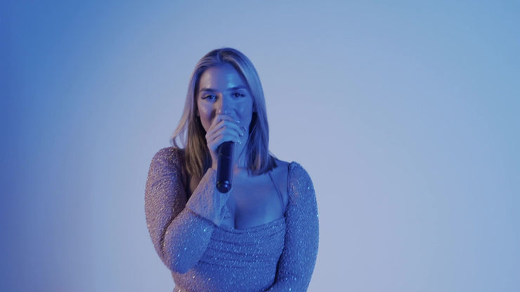 Afina Soul - Hotter Than Hell (Cover)